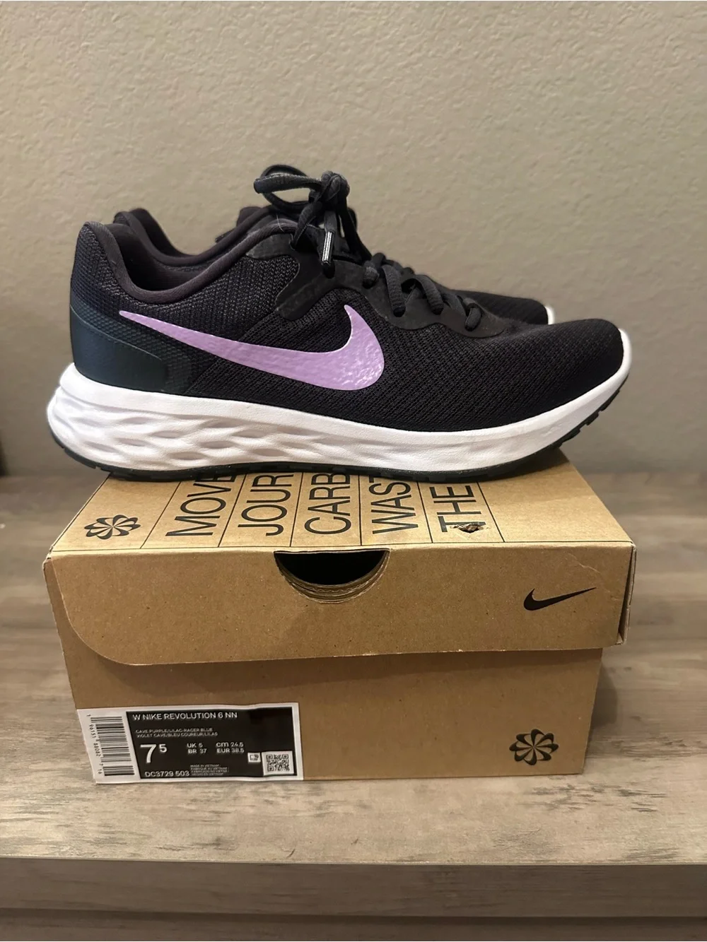 Women Nike Revolution 6 Athletic Shoe - Picture 4 of 8